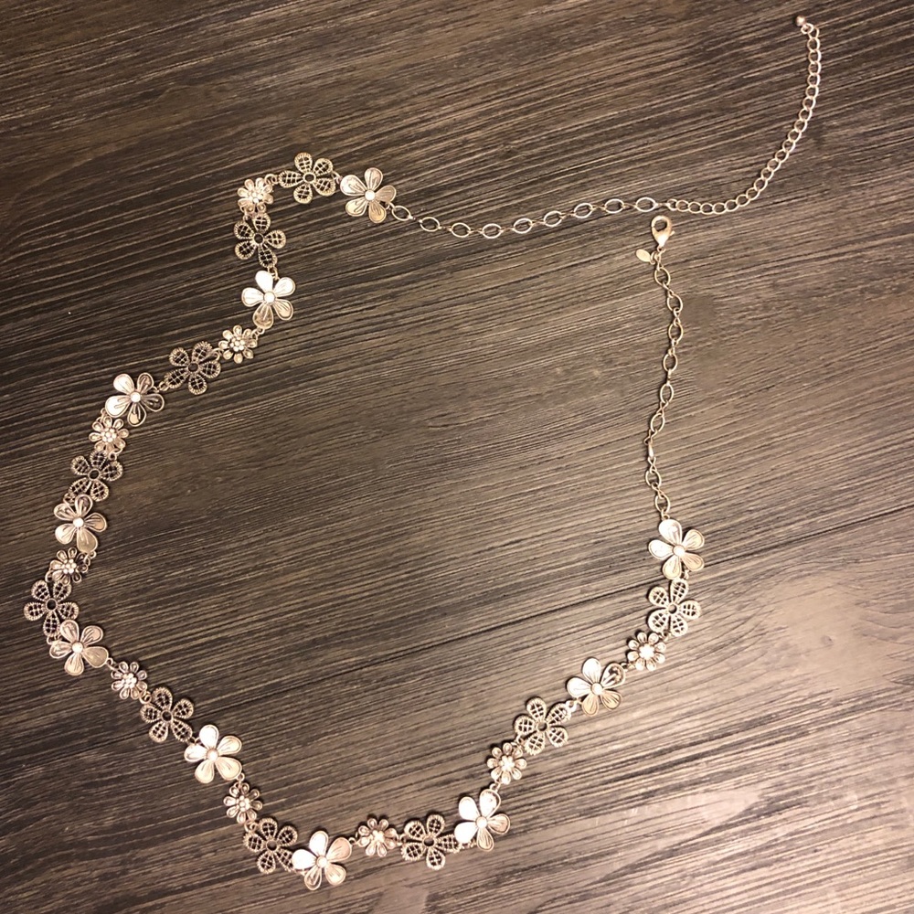 Floral chain necklace